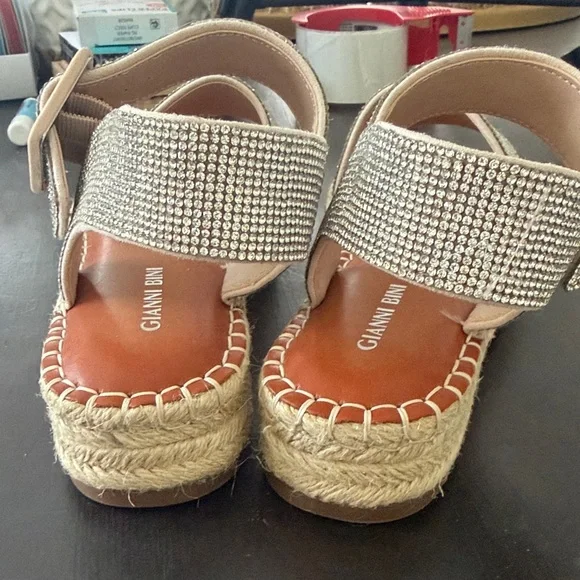 Gianni Bini Elegant Women's Sandals with Rhinestone Detailing - Picture 7 of 7